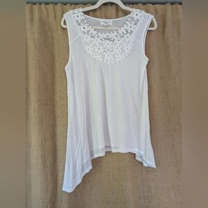 JohnPaulRichard White Tank Top with Floral Lace, Women's PM